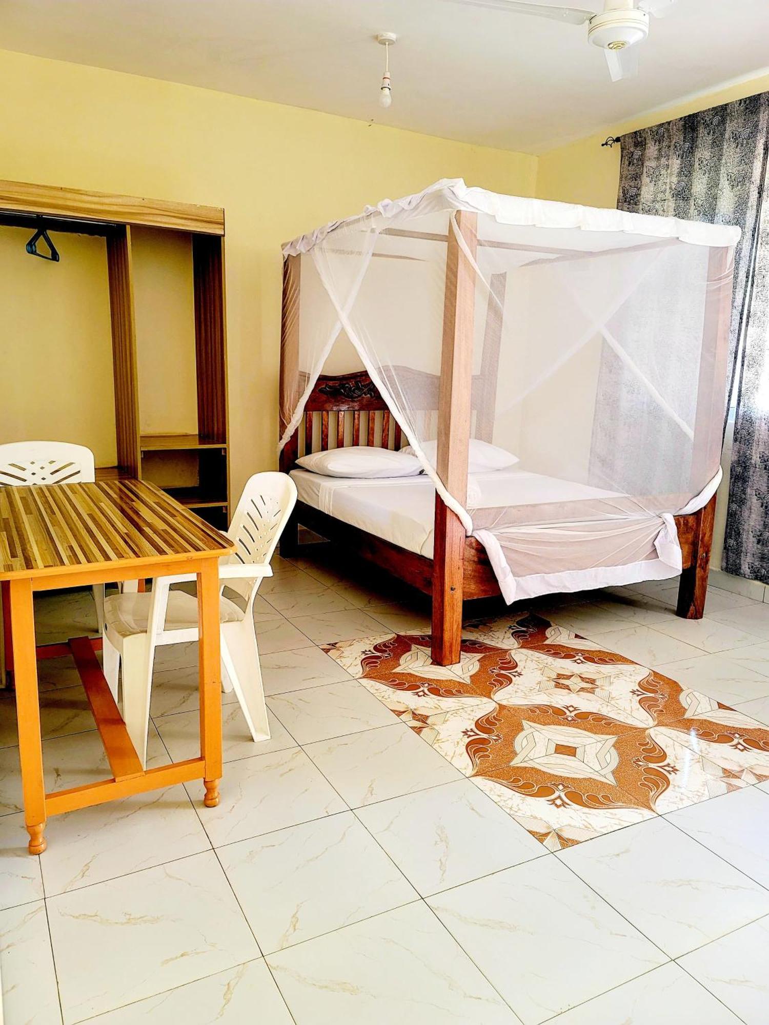 Hotel Casuarina Lounge Malindi Exterior foto